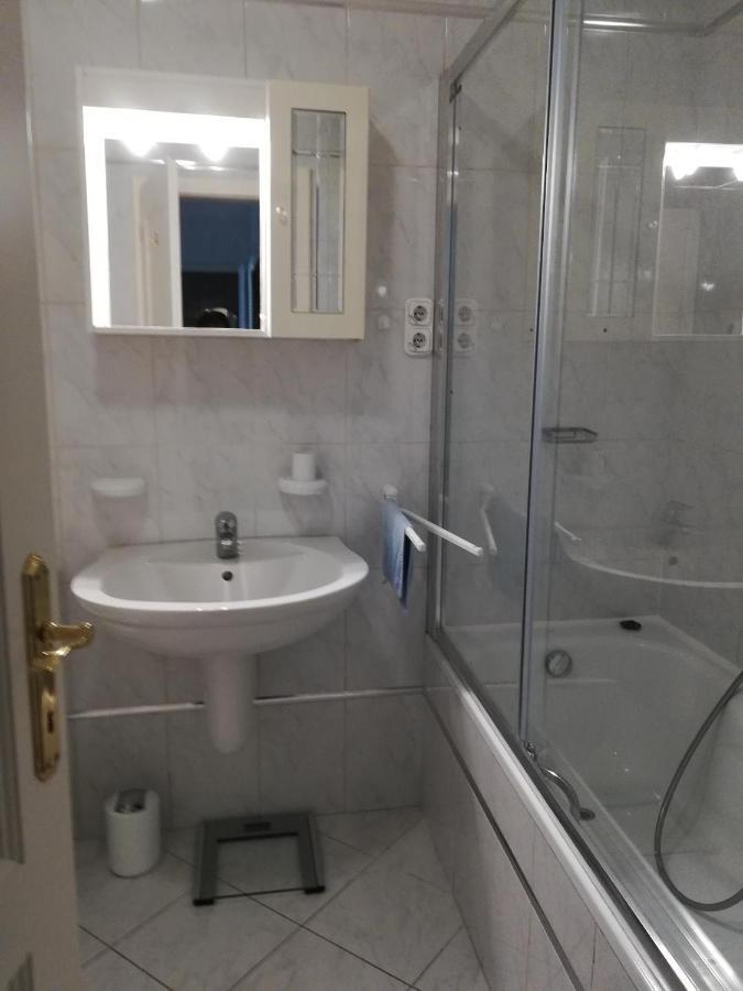 بودابست Homy Apartment In Buda, With Safe Garage And Terrace المظهر الخارجي الصورة